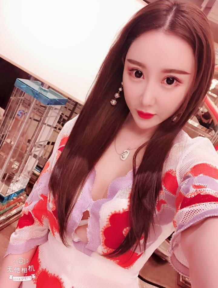 静安区非常乖巧的小表妹